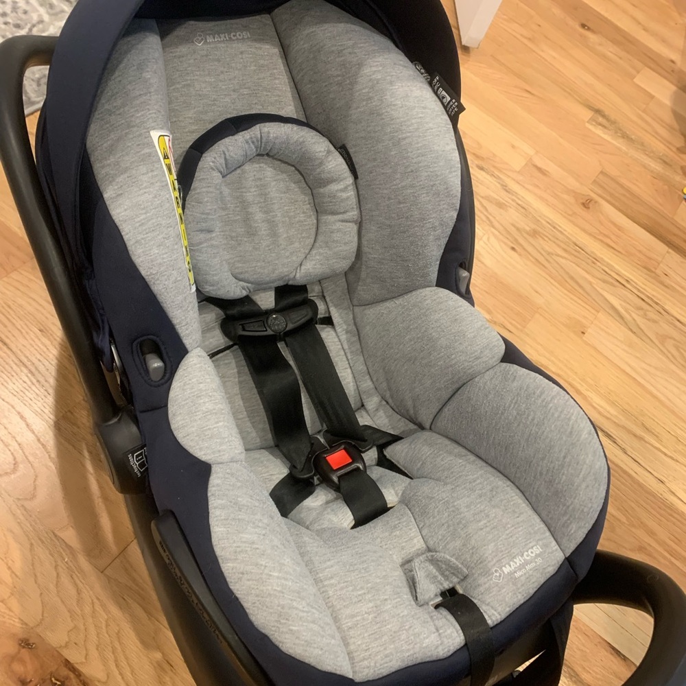 Maxi Cosi Mico 30 Car Seat